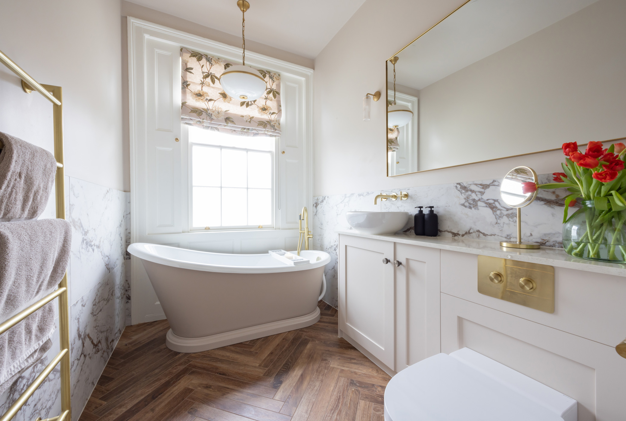 Main bathroom