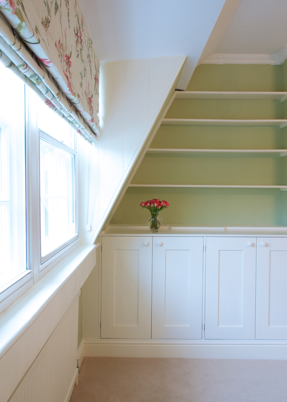 Guest bedroom quirky nooks
