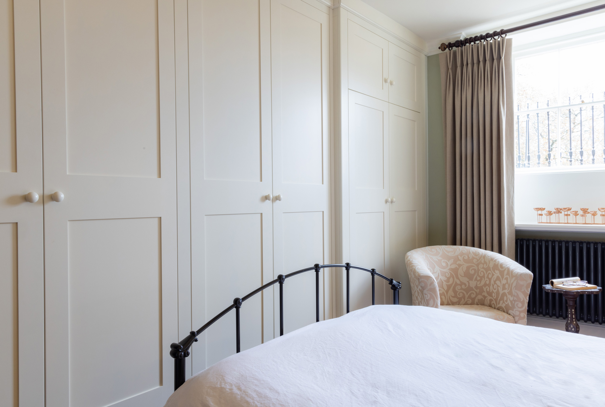 Guest bedroom
